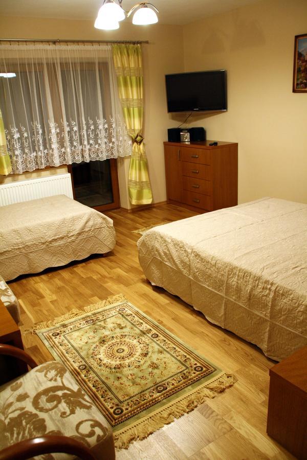 Apartamenty- Mieszkania Wakacyjne ชาร์นาโกรา ภายนอก รูปภาพ